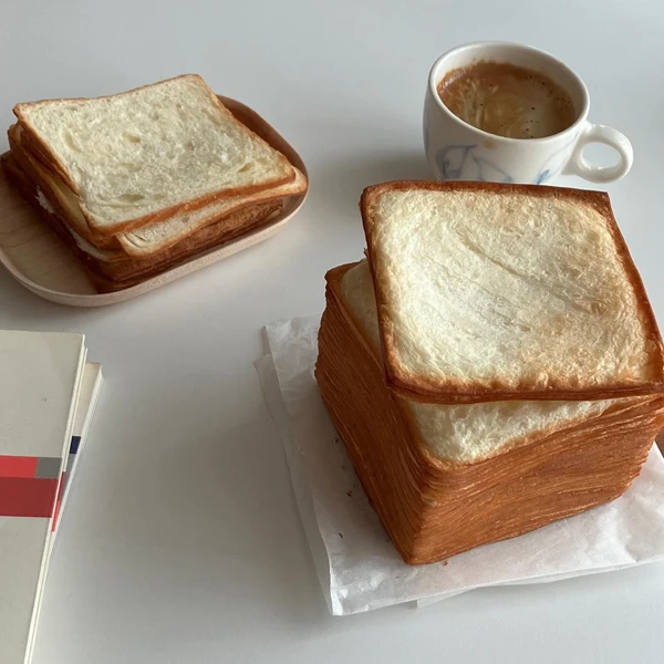 tissue bread 160g x 2 pieces/thousand-layer bread/Taiwanese bread/frozen bib