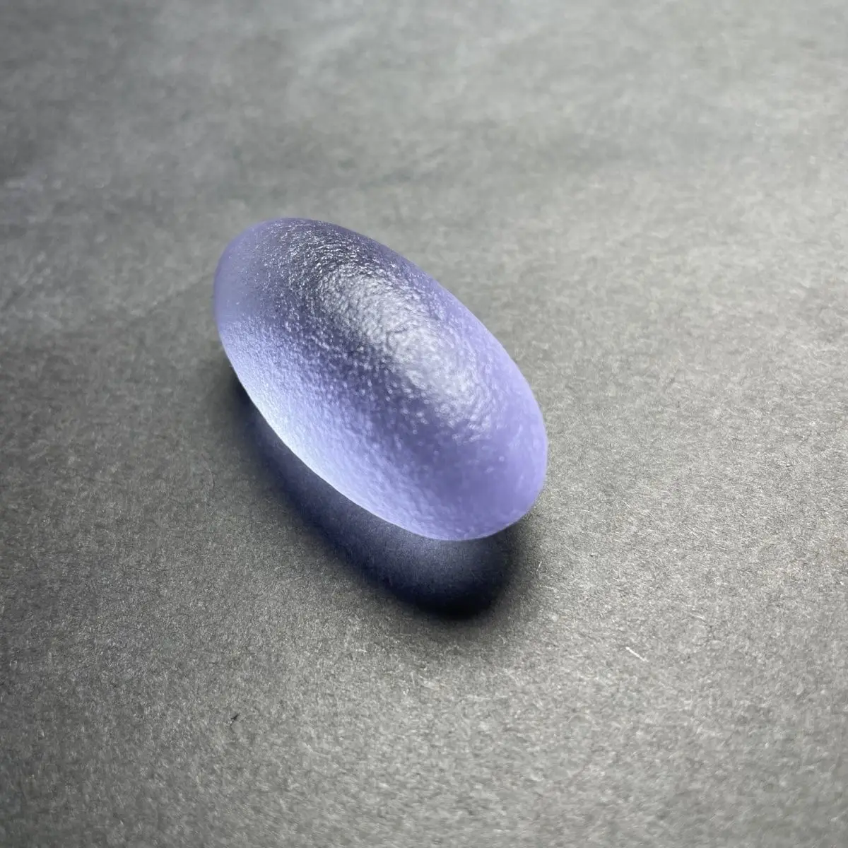 Natural Crystal Gemstones Violet Crystal Pendant Meteorite Impact Glass Polishing Home Stone Decorations Ornaments Handicrafts