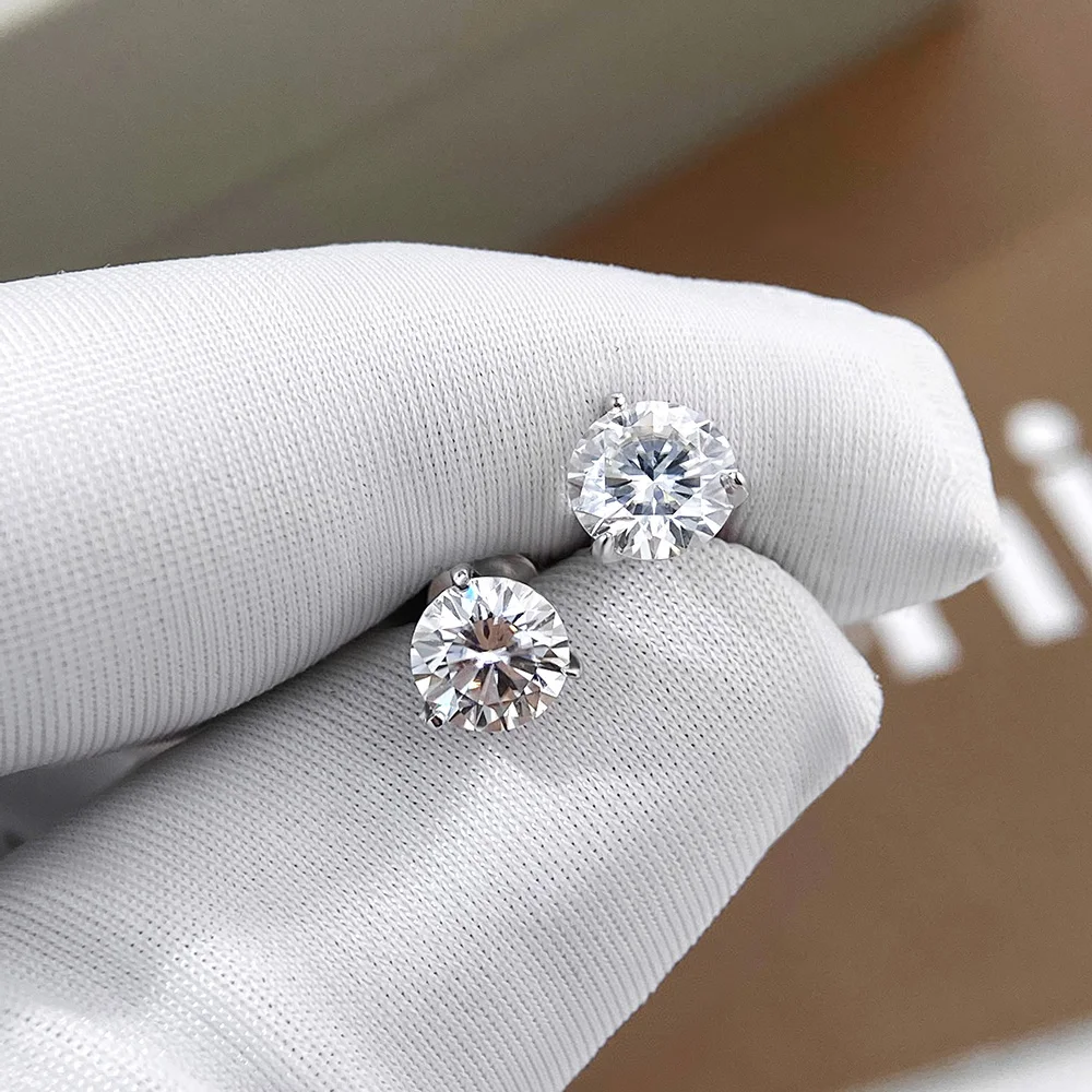 

Halaile 0.3ct Moissanite Stud Earrings For Women Classical Round Cut S925 Sterling Silver Engagement Fine Jewelry