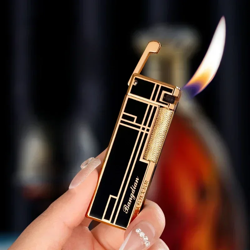 

Новый металлический шлифовальный круг, скользящая косая огненная надувная зажигалка, уличная портативная газовая зажигалка для сигар, классический подарок в стиле ретро