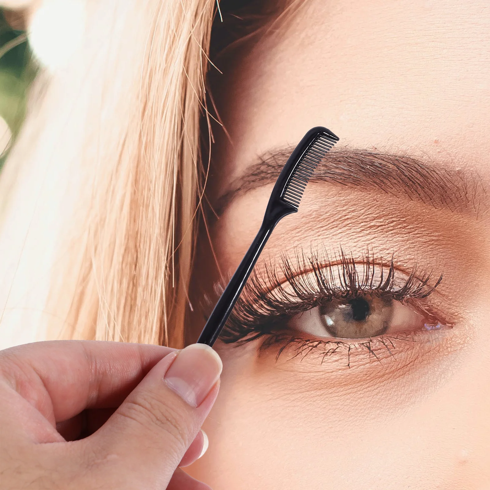 مجموعة مشط حواجب رموش صغيرة مكونة من 30 قطعة لتصفيح الحواجب ومحدد فرشاة مكياج محمولة للسفر