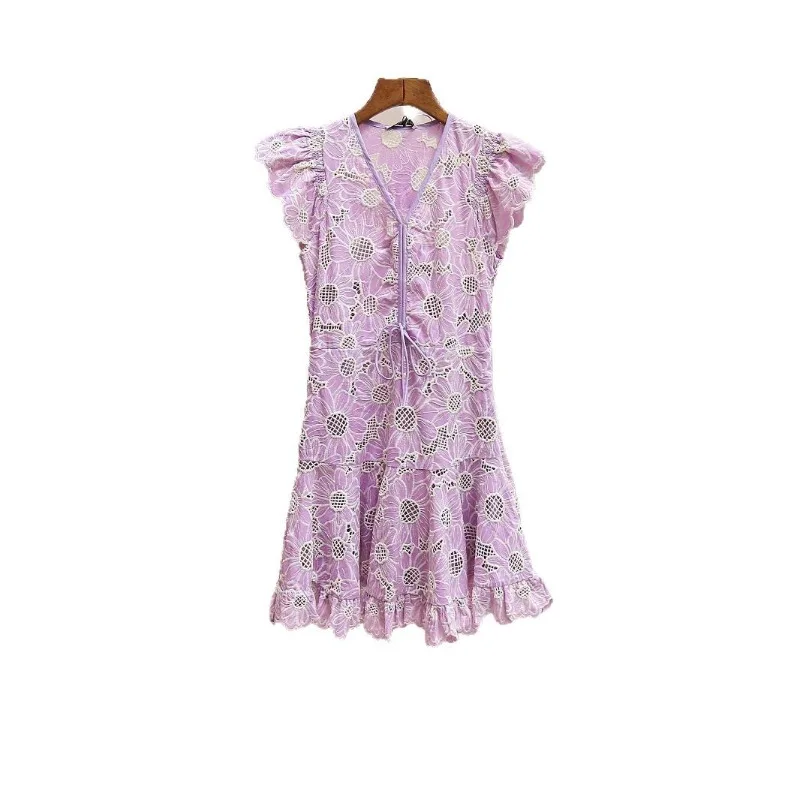 25 new women's fashionable flying sleeves, small fragrant style V-neck short water-soluble lace daisy dress