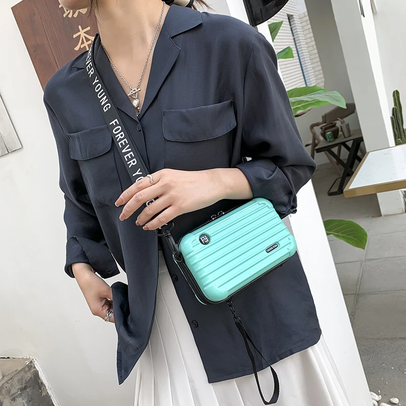 Designer PVC Crossbody Bags for Women Handbags 2024 Summer Shoulder Messenger Bag Women Clutch Handbag Fashion New Phone Purses