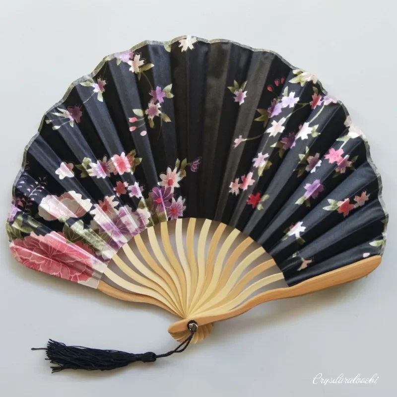 30pcs Personalized Chinese Japanese Fabric Floral Round Folding Hand Fan with Gift Bags Wedding Party Supplies