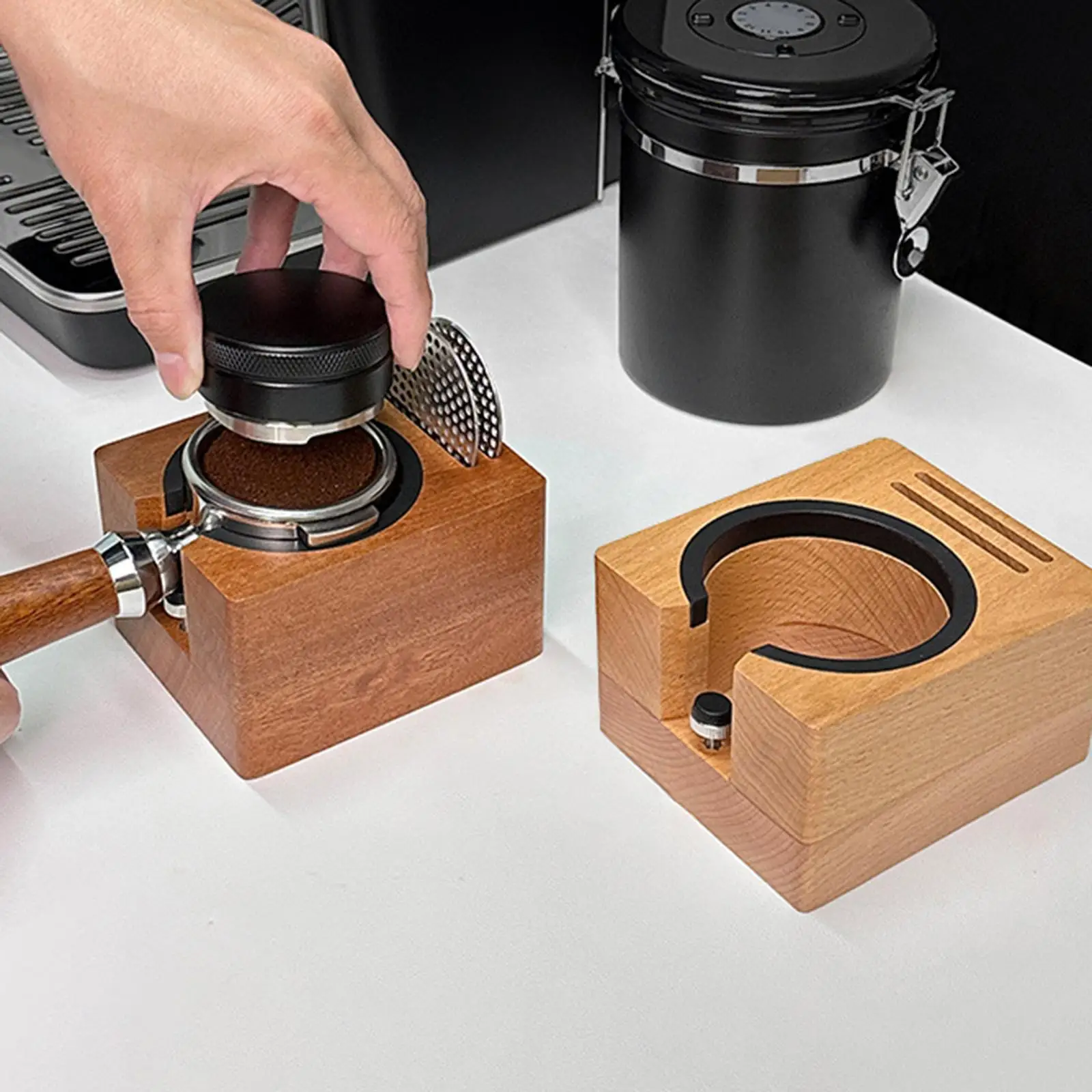

Coffee Tamper Holder Tamper Mat Adjustable Knob Screw Non Slip 58mm Coffee Distributor Wood for Home Worktop Bar Kitchen Shop