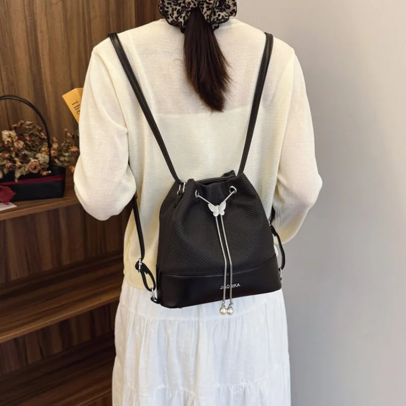 

Women's Tote Bag Made Of Premium Leather Boasting Classic Paris Inspired And Trendy Commuter Elegant Look​