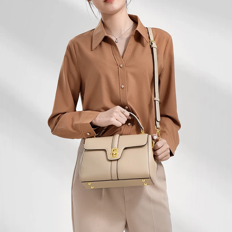 2023 Classical Fashion Gril Branded Designer Crossbody Shulder Bags Mini Messenger 19CM