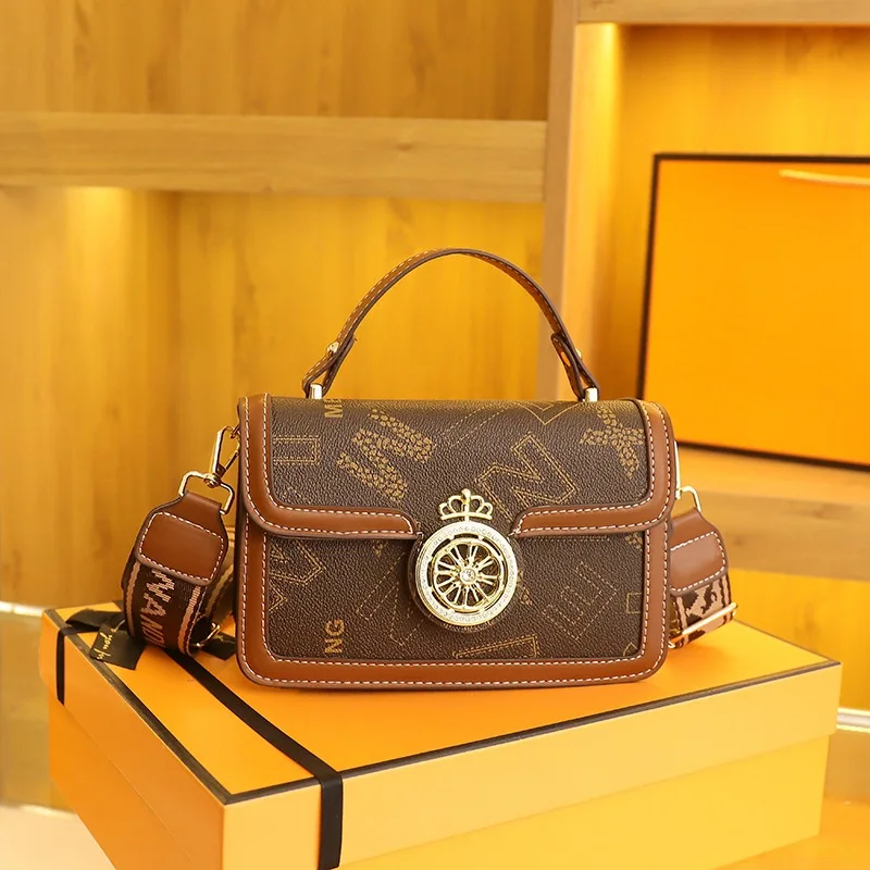 

2025 New Women's High-End Retro Print Bag - Classic Shoulder & Versatile Messenger
