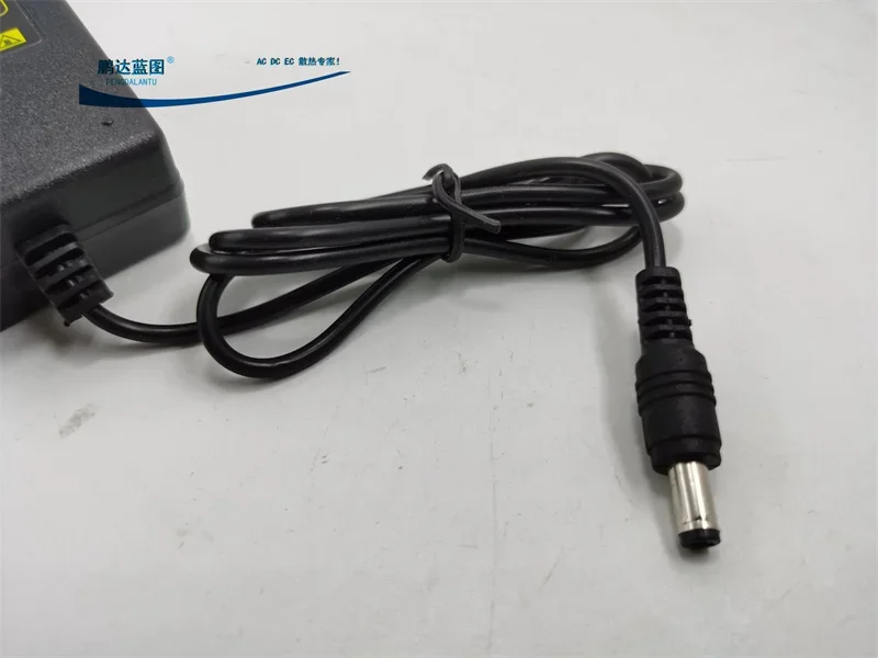 pa 220V to 9v-24v Universal DC Adjustable Voltage Speed Control Power Adapter 1A 24W Transformer