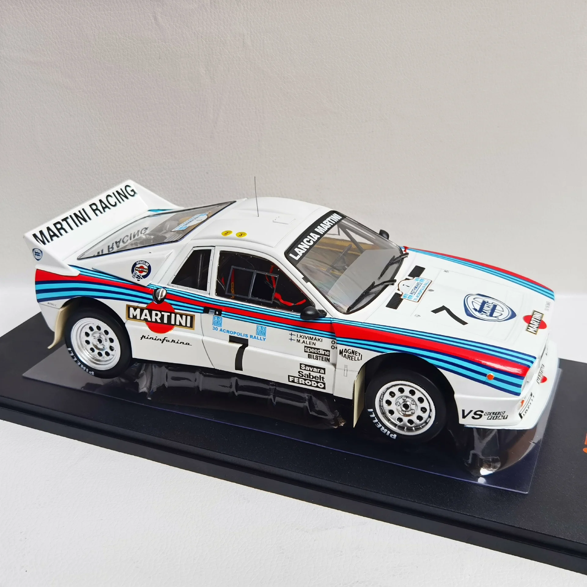 IXO Escala 1:18 LANCIA # 7 1983 Simulação Liga Modelo de Carro Diecast Toy Colecionáveis Presentes Ornamentos