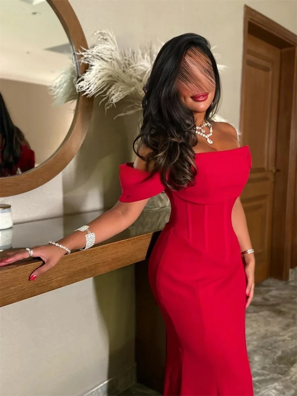 Rotes trägerloses Party-langes maßgeschneidertes Anlasskleid Abendkleider Abschlussball Pastrol Unisex Jersey Retro Dubai Saudi Arabisch Maßgeschneidert