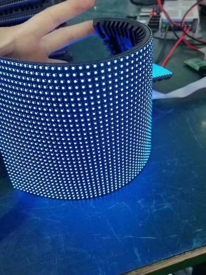 JiLian telas de exibição LED internas de alta definição grande parede curvada macia cilíndrica flexível P2.5 P1.8 P2 P1.5 P1.25 alta