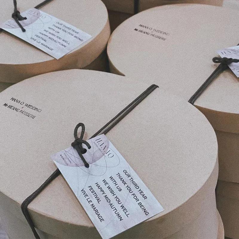 Customized Oval Kraft Paper Box Xiaohongshu Gift Wedding Candy Box Baking Cookie Box Candy Box with Lid Baking Packaging