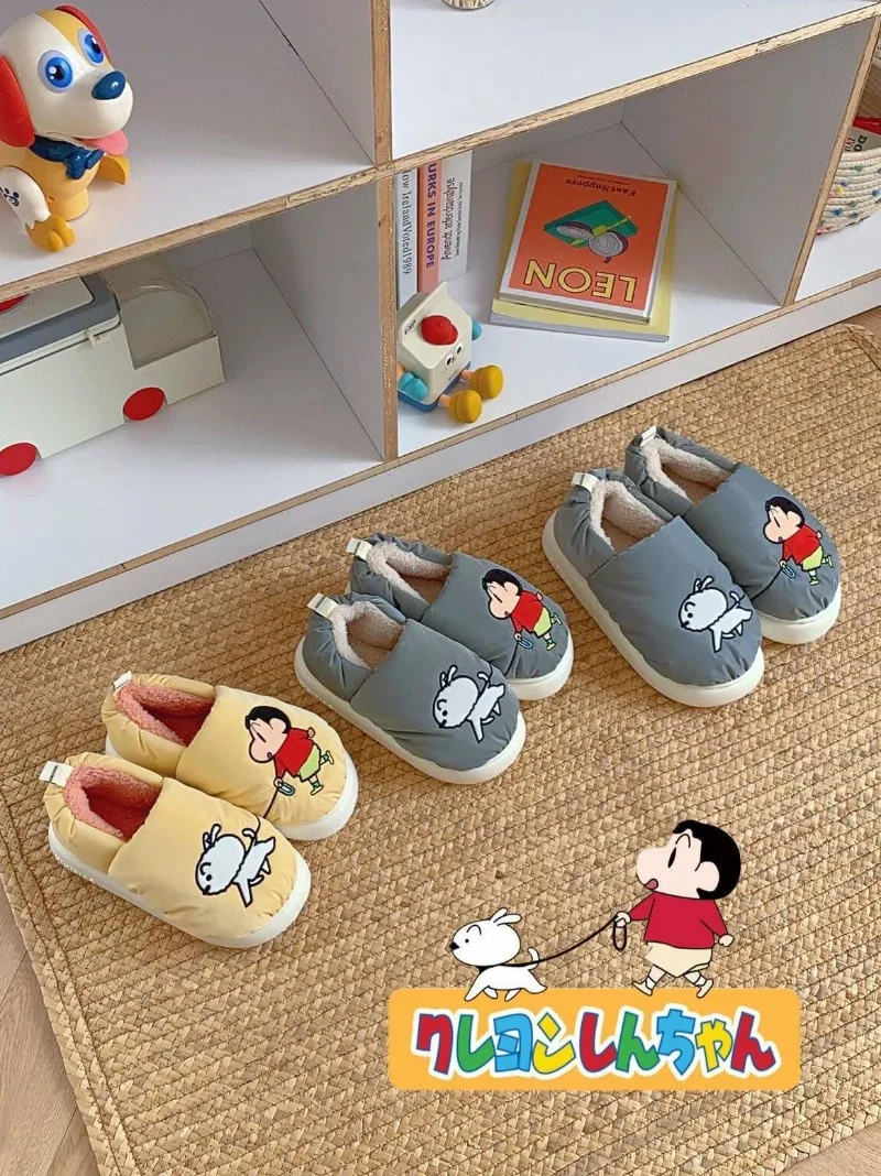 Pantoufles en coton de la série Shin-Chan Anime Crayon, chaussures de couple mignonnes, chaussures de maison confortables à l'offre elles souples, chaussures chaudes, automne, hiver