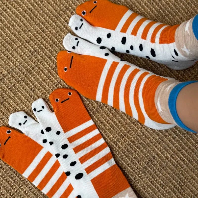 

Split Toe Creative Eel Mid Socks Cute Cartoon Fish Socks Anti Odor Breathable Soft Socks Novelty Ankle Foot Cover Couple Sock
