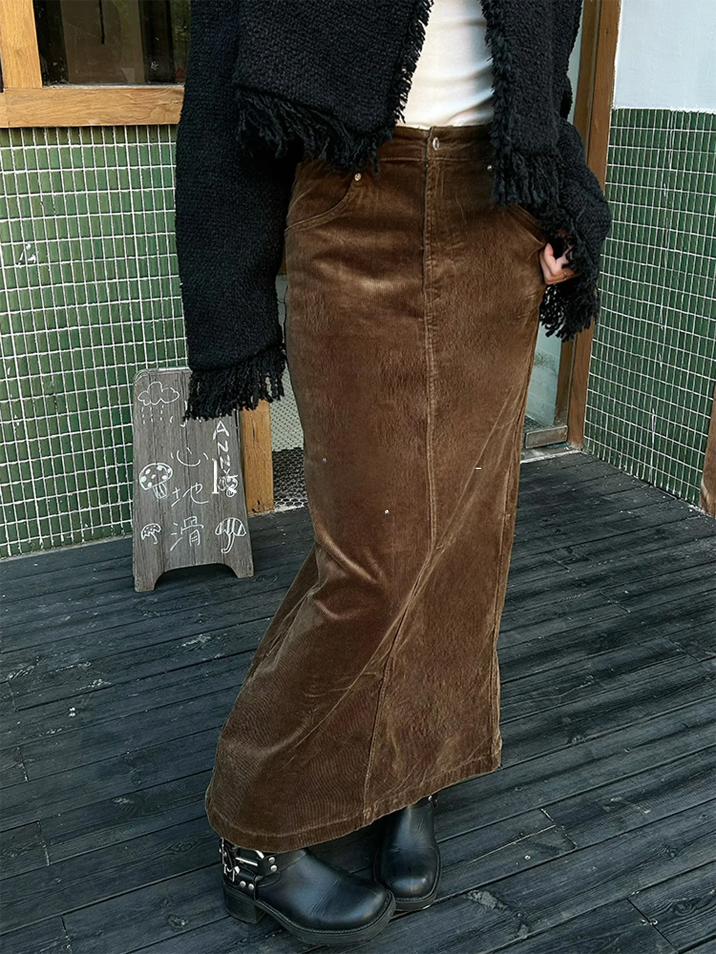 

Rouje Kefss Autumn Winter New Retro Corduroy A-Line Skirt High Waist Slim Fit One-Step Wrap Body Beautiful Caramel Color