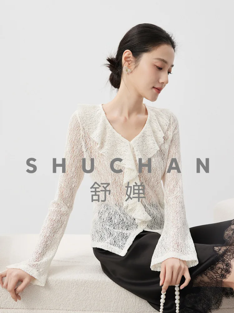 

Мягкий пуловер Soft Atmosphere с ритмичными оборками, кружевной текстурой и рукавами-колокол, 26 новых летних моделей