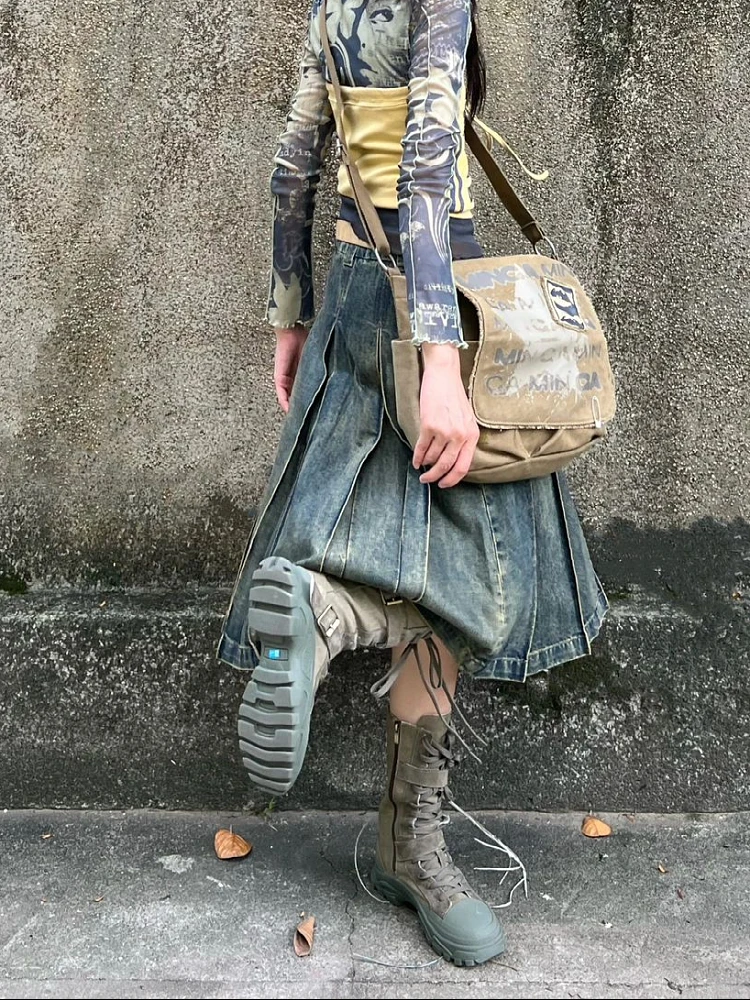 Harajuku Denim Midi saia feminina, saias midi plissadas A-Line, Academia Y2K Preppy escura, grunge japonês, Gyaru, novo, moda, anos 2000