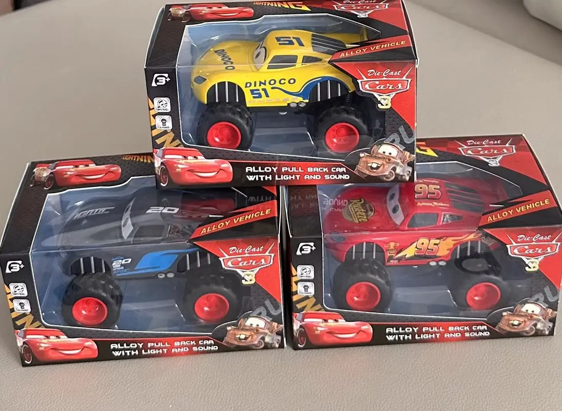 Disney Toy Story 4 Model Auta z Bajki Zygzak McQueen ze Światłami, Napęd Inercyjny, Auta z Wolnym Ruchem Koła, Kolekcja Zabawek, Prezent dla Dzieci