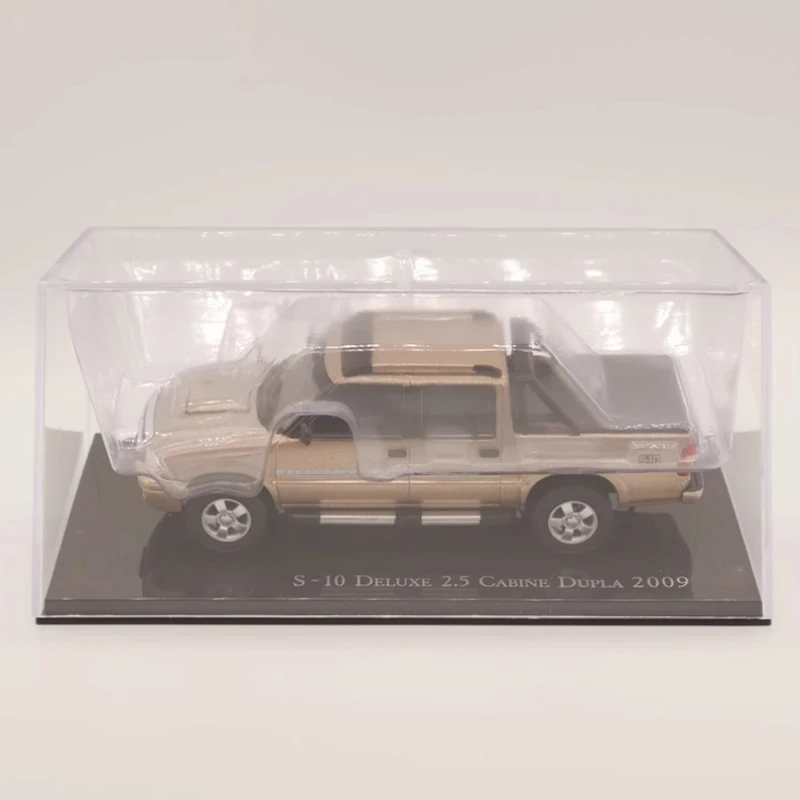 IXO Diecast 1:43 Scale S 10 Deluxe 2.5 2009 Pickup Alloy Car Model Finished Product Simulation Toy Collection Gift Static Model