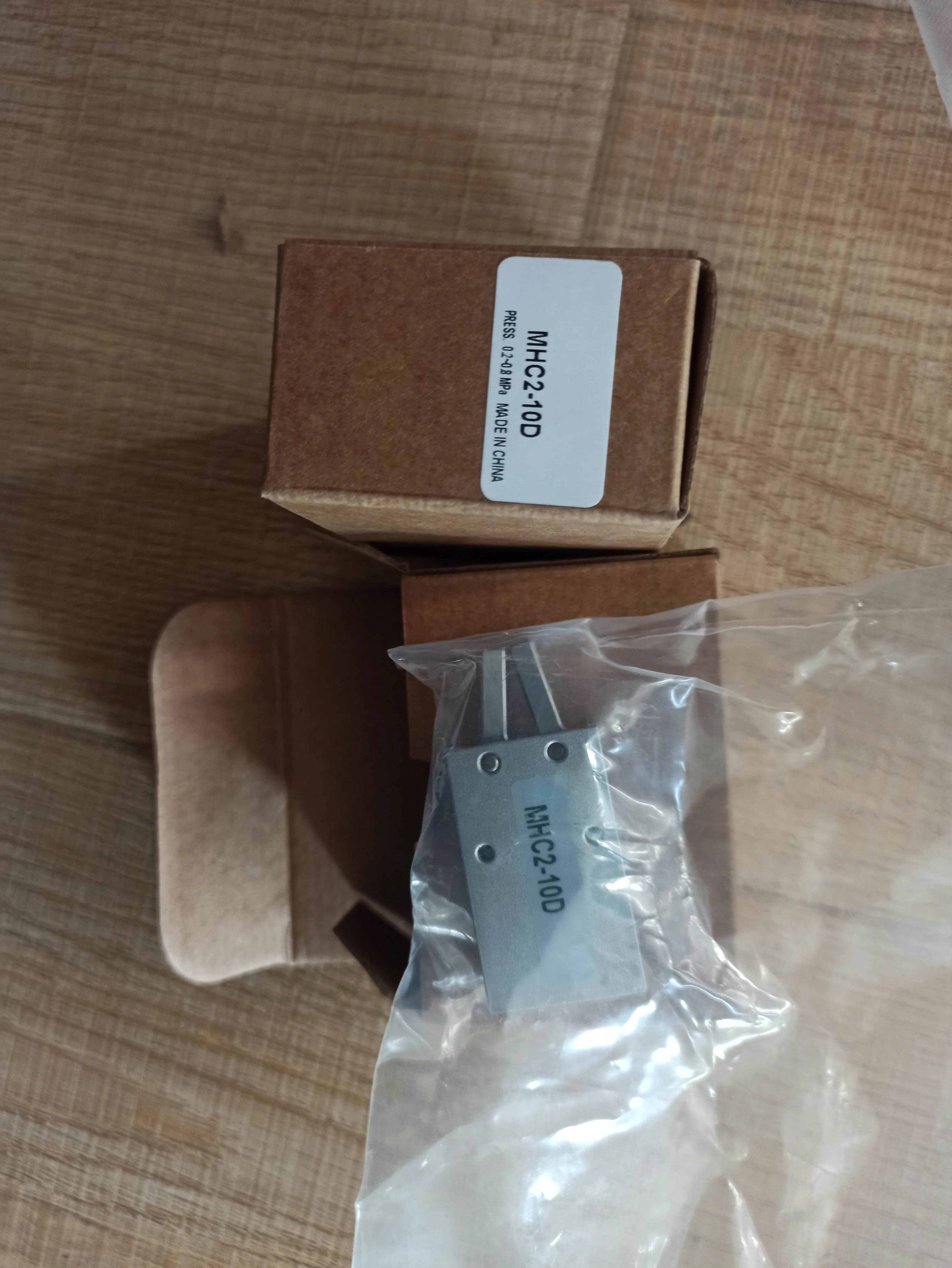 MHC2 Pneumatic Fing…