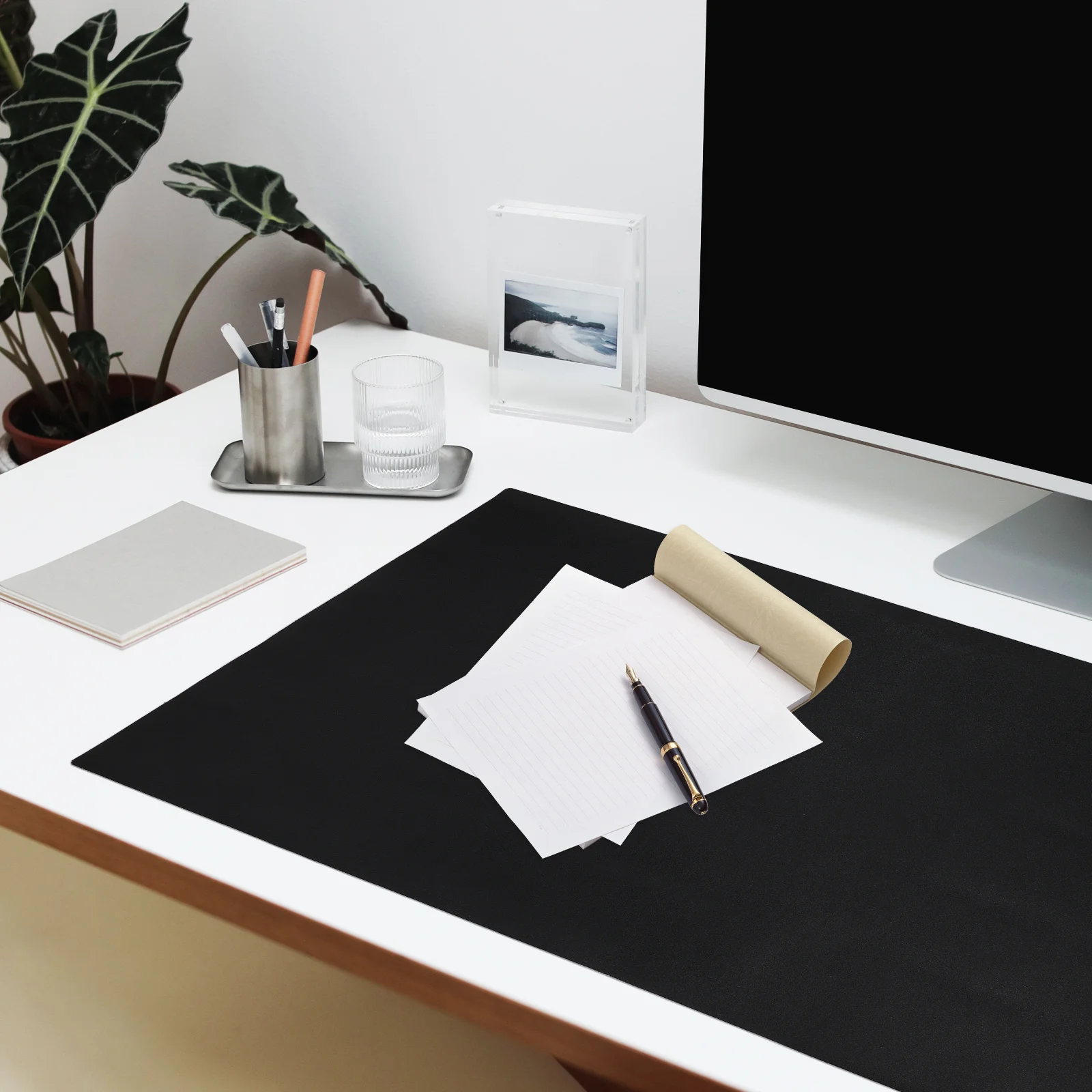 

Eco-Friendly Large Table Place Mat Non Slip PU Dining Table Protector Pad Modern Kitchen Desk Mat Minimalist Solid Color Easy