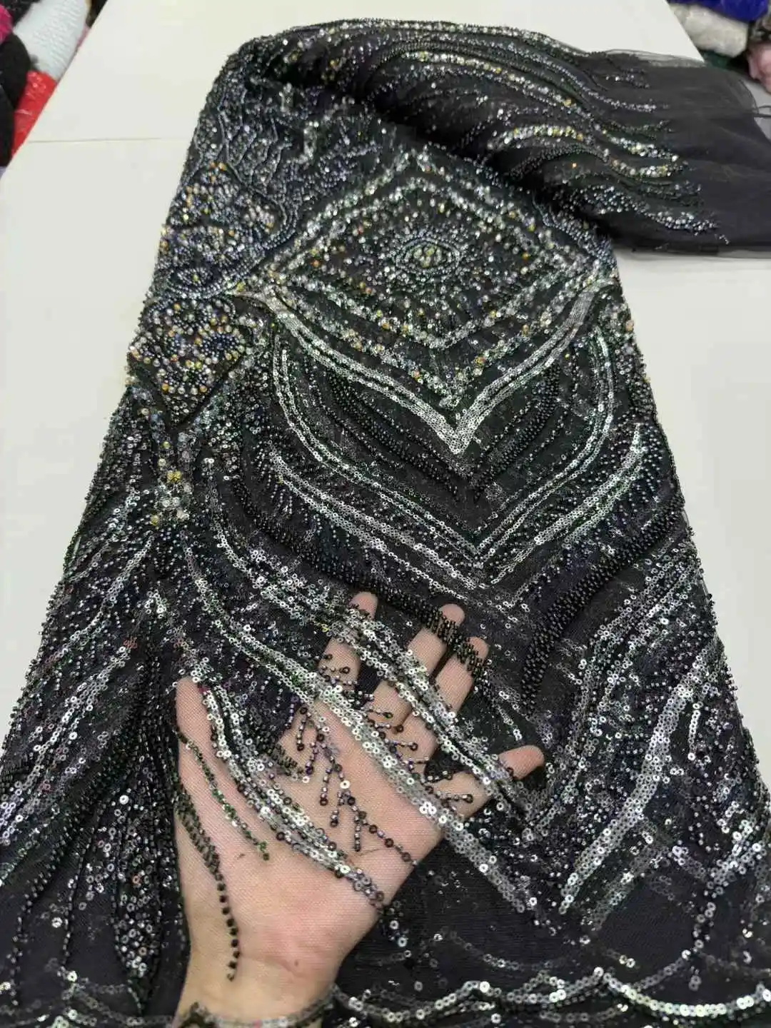 قماش دانتيل مطرز ثقيل أفريقي 2025 جودة عالية نيجيري ترتر لؤلؤ دانتيل فرنسي تول قماش لخياطة فستان حفلات الزفاف