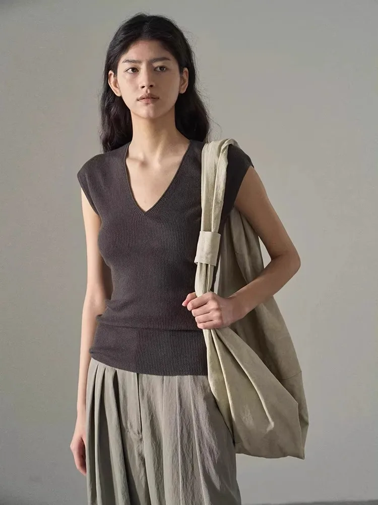 Ele V-Ne Ice Silk Svel Vest Top Women's Faion Summer Slim Fit Layering T-irt Trendy Commute Sle Regular Cut