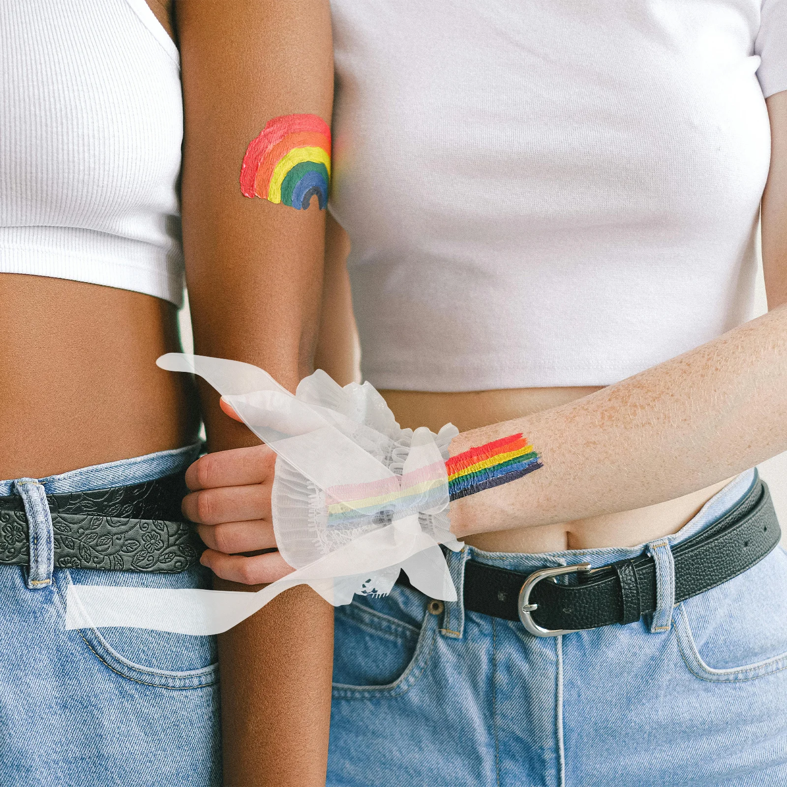 1 زوج الأبيض الشيفون الدانتيل الأصفاد المعصم شير تكدرت الأكمام اليد مطاطا أصابع قفازات للنساء الفتيات حفلات الزفاف الشاي