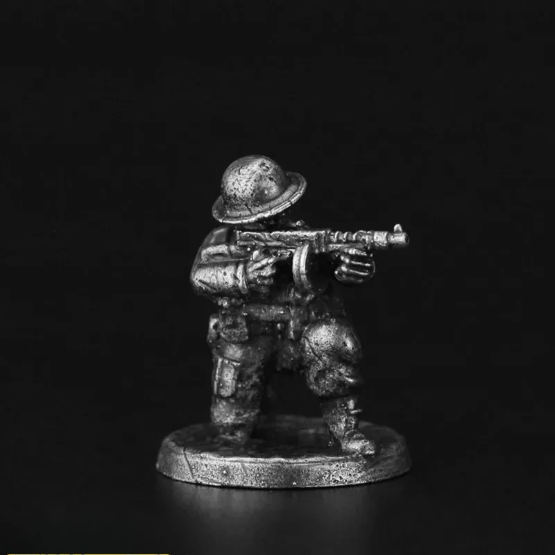 Metallo della Seconda Guerra Mondiale Soldato dell'Esercito Britannico Action Figures Modello Corpo Decorazione Giocattoli Gioco Desktop Pezzi degli Scacchi Accessori per Ornamenti statici