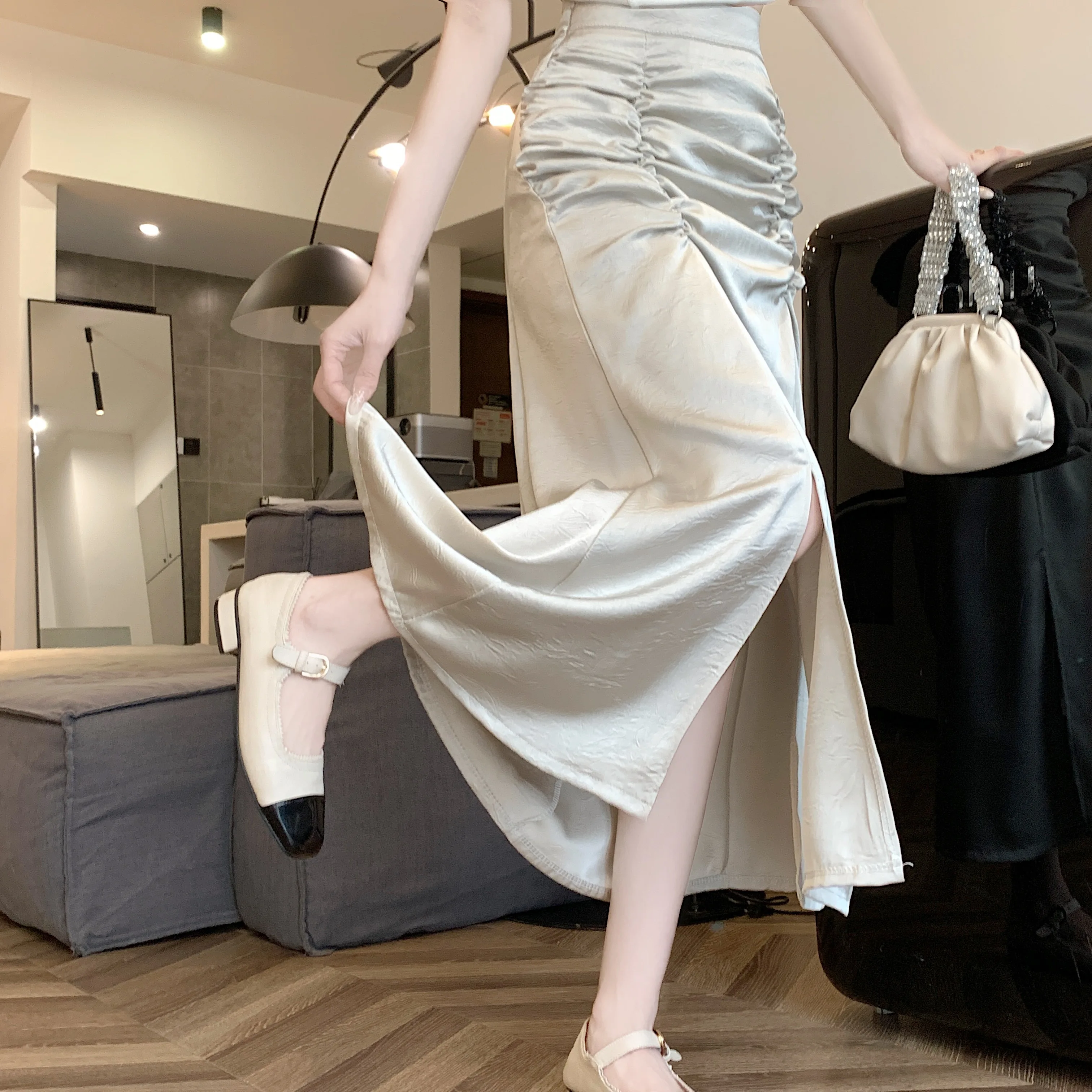 

Spring/Summer Chinese Satin Jacquard Mid length Skirt with Silky Smooth Folding A-line Split Wrapped Hip Fishtail Skirt