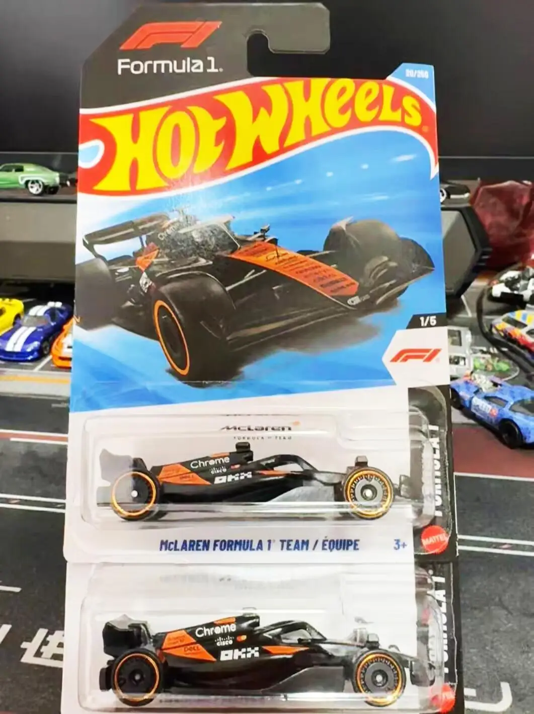 

Hot Wheels 2026B C4982 Mclaren Formula 1 F1 Petronas Racing Литой автомобиль Игрушечная фигурка автомобиля из сплава для подарка Коллекционная модель в подарок
