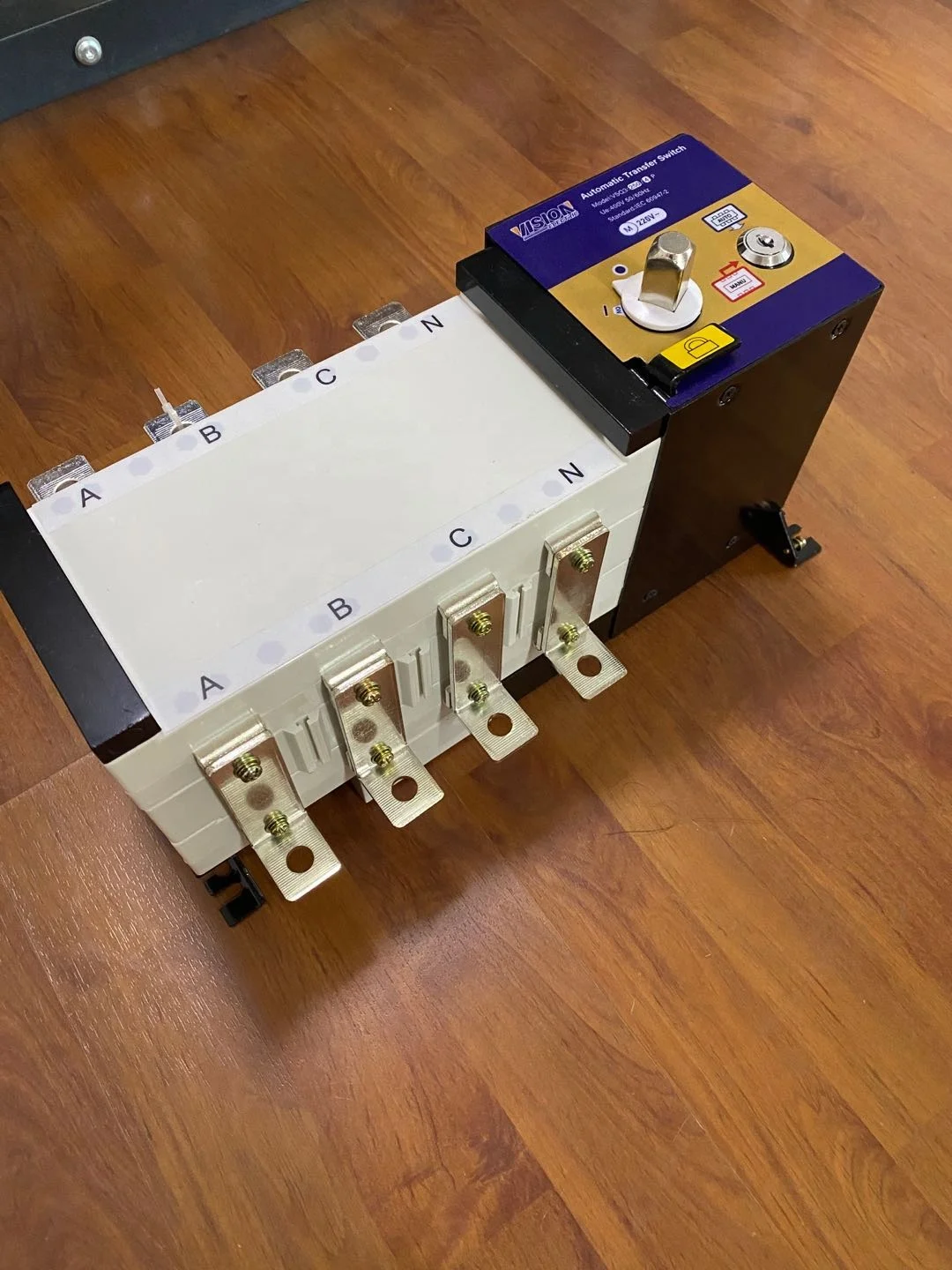 VISION ATS 800A Generator Sakelar Transfer Otomatis Daya Ganda ATS 4P 4 Tiang