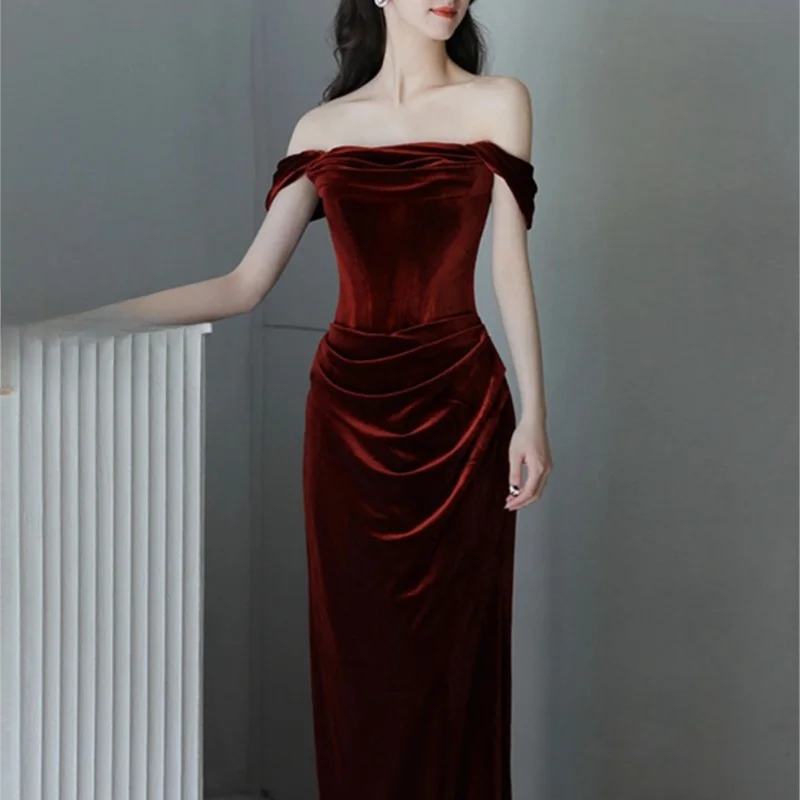 Toasting shoulder wine red new style velvet niche fishtail dress