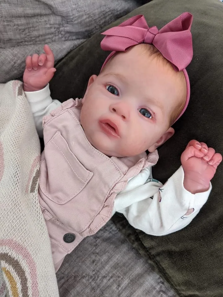 Bambole per bambini in silicone realistico da 55 cm Bambola rinata rifinita Neonato Capelli morbidi dipinti a mano menina Sorpressione di Natale Regali per ragazze Bambola