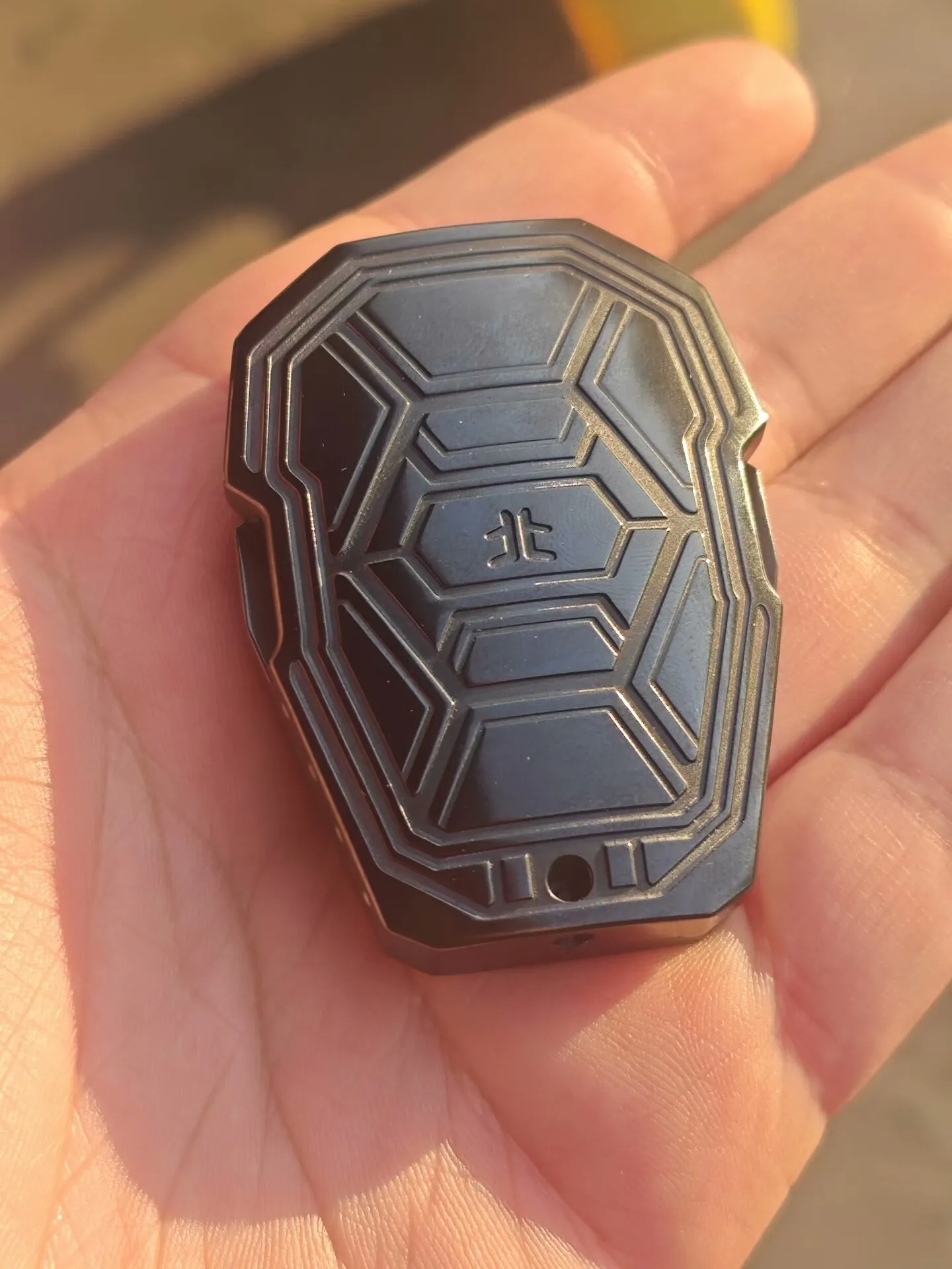 Floating Zirconium Throwing Xuanwu Pushing Cards used EDC, decompression toy