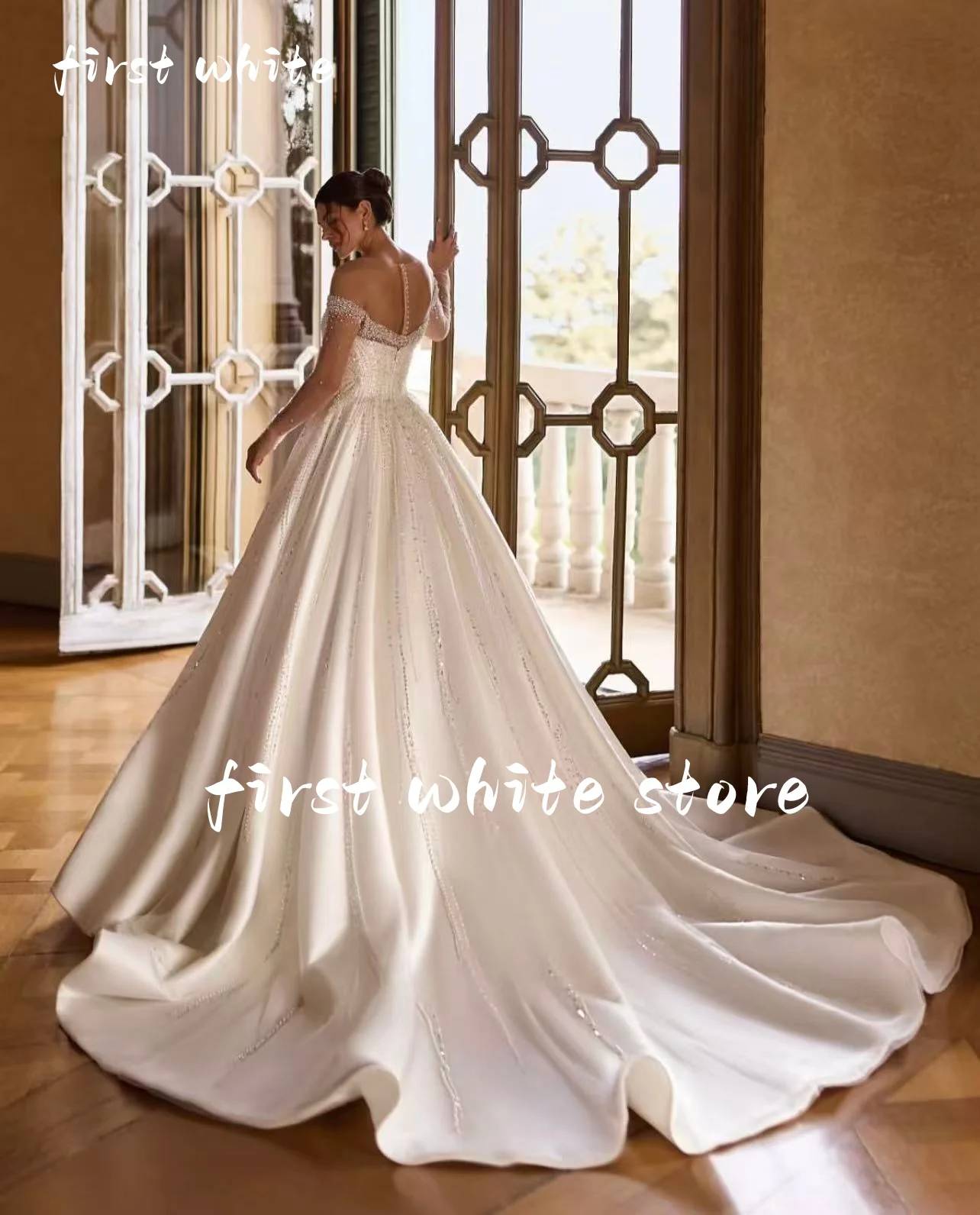 Firstwhite Customized Romantic Ball Gown Princess Wedding Dresses sheer Neck Back Beaded Appliques Long Sleeve Bridal Gown