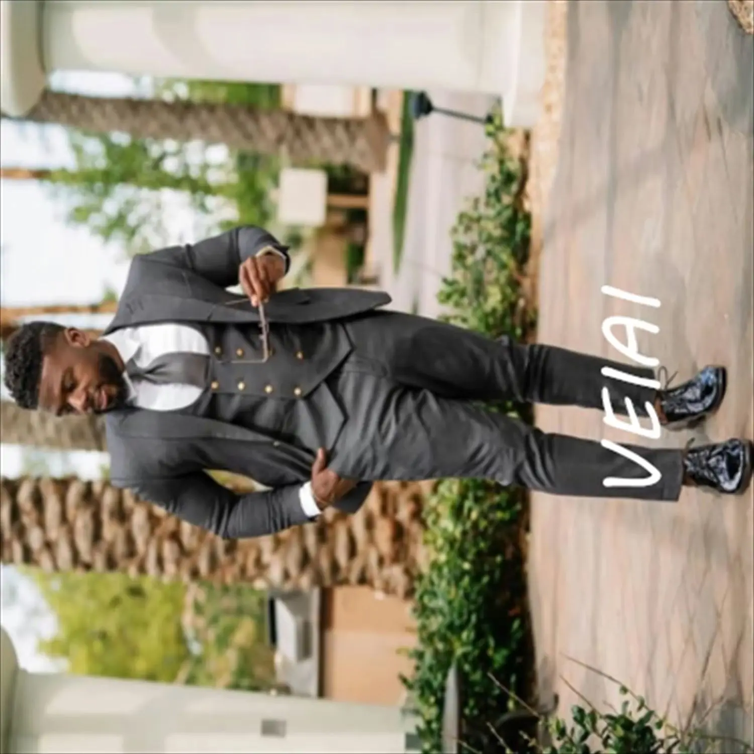 

CustomizedDark Grey Men Suits Slim Fit for Wedding Tuxedos 3 Piece Male Fashion Double Breasted Waistcoat Business Blazer with P