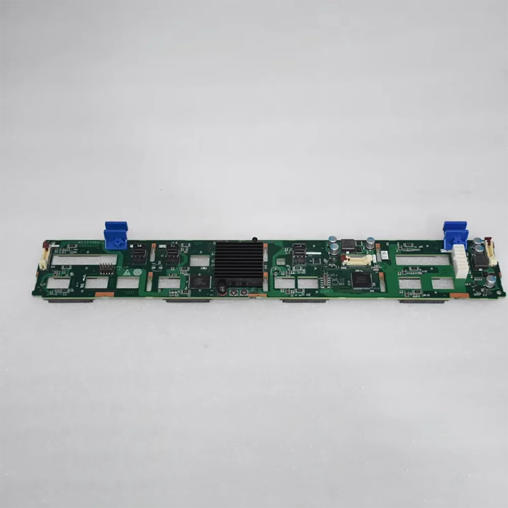 

3,5-дюймовая 12-ступенчатая объединительная плата жесткого диска SAS BC11THBQB 03024MSG