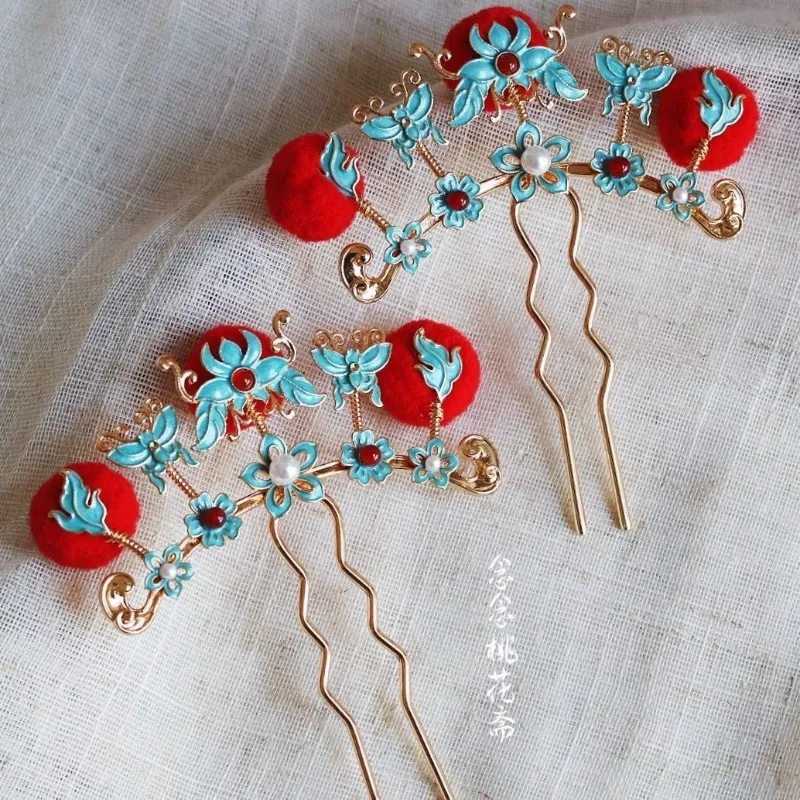 Vintage Style Enamel Hair Comb Imitating Kingfisher Feather with Red Wool Balls Chinese Hanfu Bride Accessory Cultural Display