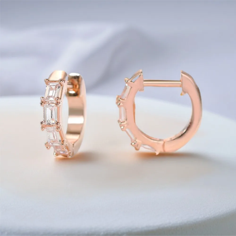 Trendy Shiny Iced Out Zircon Hoop Earrings For Women Punk Hip Hop Ear Fashion Jewelry Gifts Huggie Earings Accessories KBE137