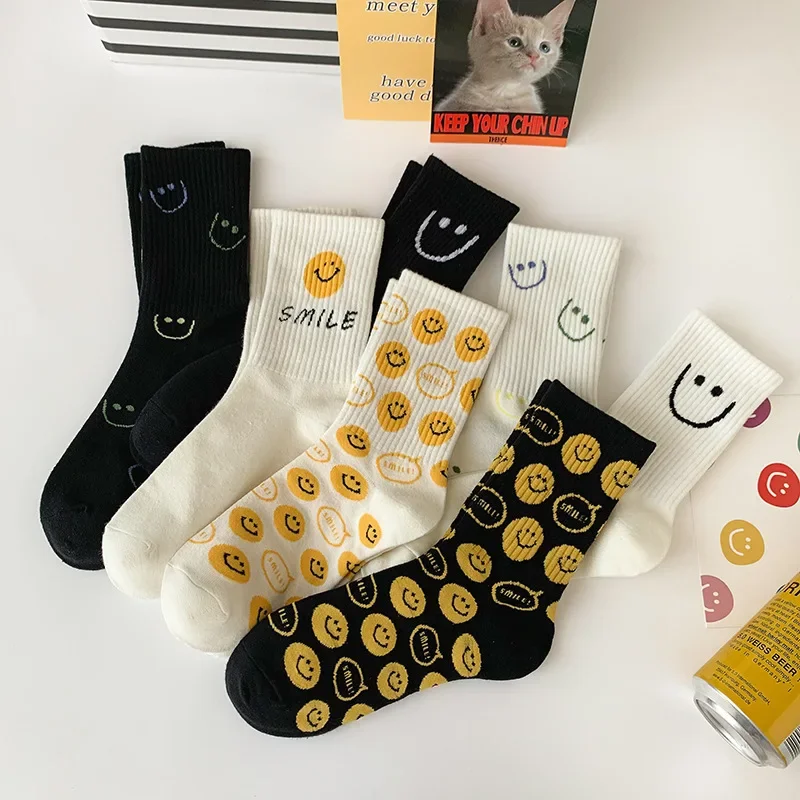 

1 Pair Cartoon Smile Women Socks Cotton Harajuku Skateboard Girl Socks Novelty Breathable Sox Christmas Gift Factory Direct