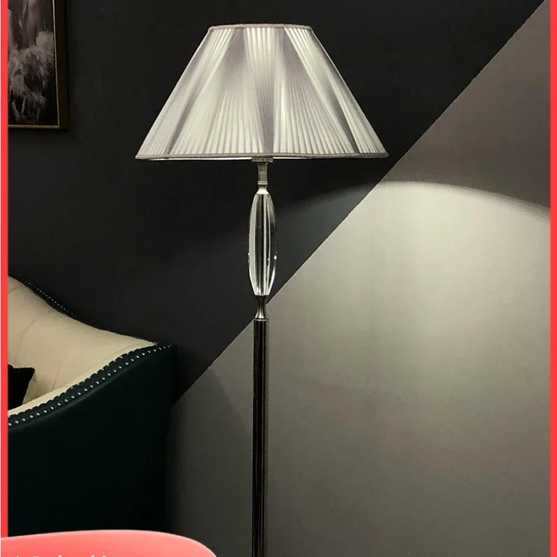 Simple, modern, luxurious living room, crystal floor lamp, European style bedroom, romantic standing desk lamp, high-end hall la