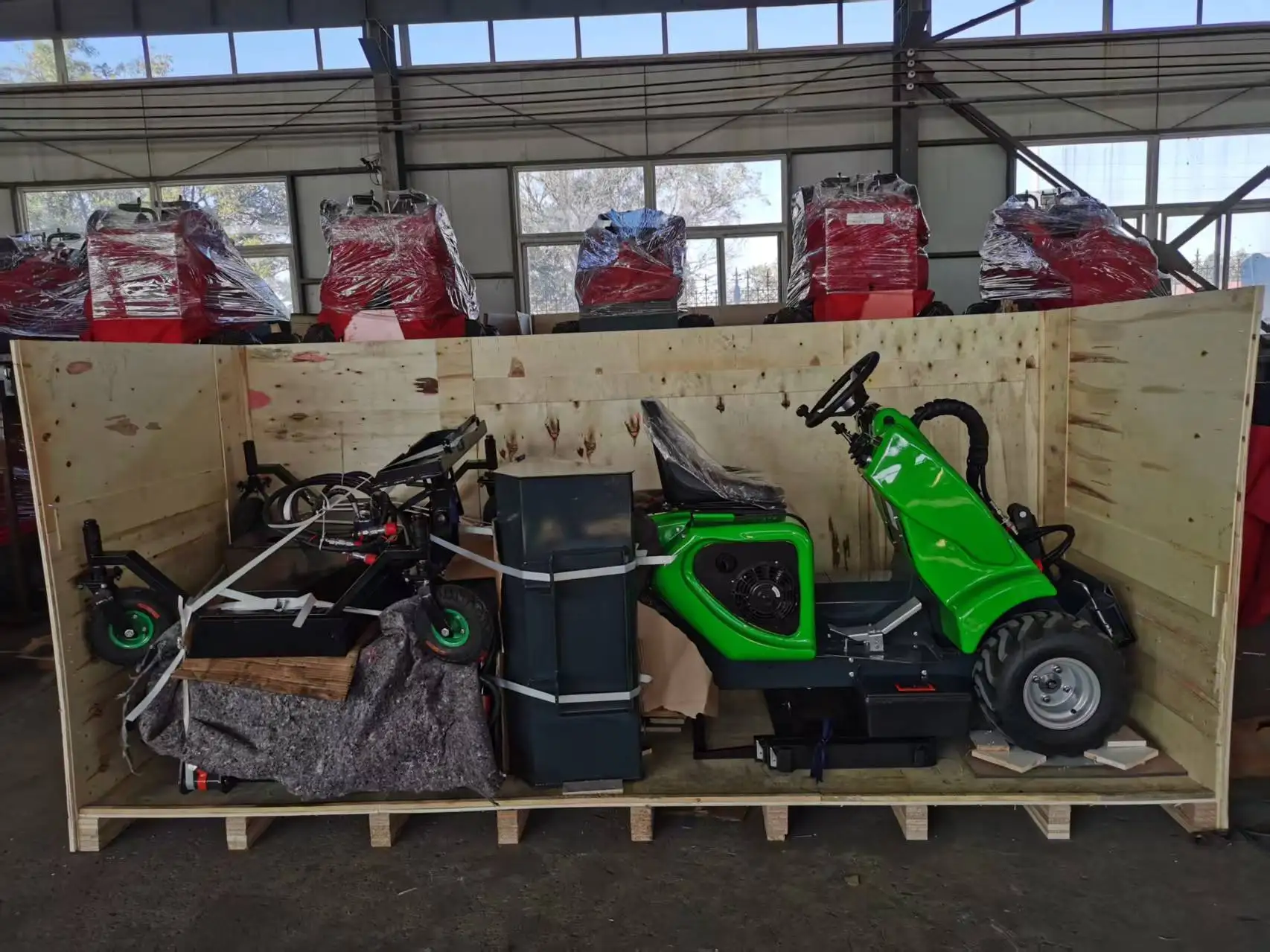 

Wheel mini skid steer loader EPA/Euro 5 diesel mini skid steer loader driven mini wheel loader for sale