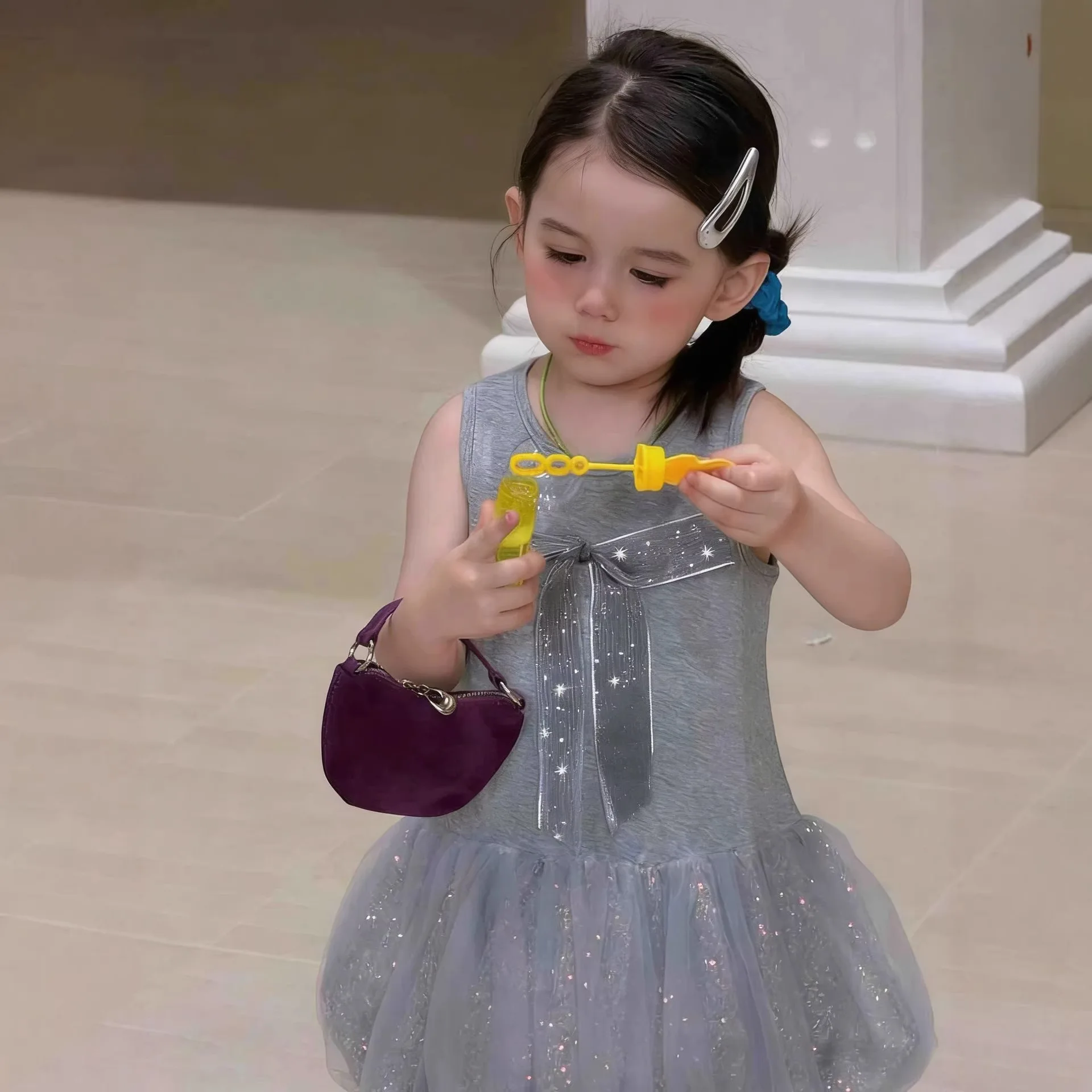 Girls' dress summer outfit new sweet bow sequin vest skirt princess dress for children