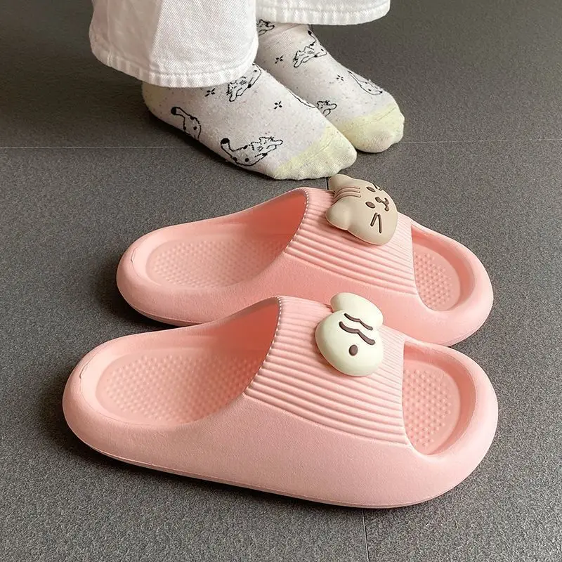 

Comfortable and cute cartoon cat eats fish new EVA comfortable soft bottom fashionable non-slip home indoor cool slippers women