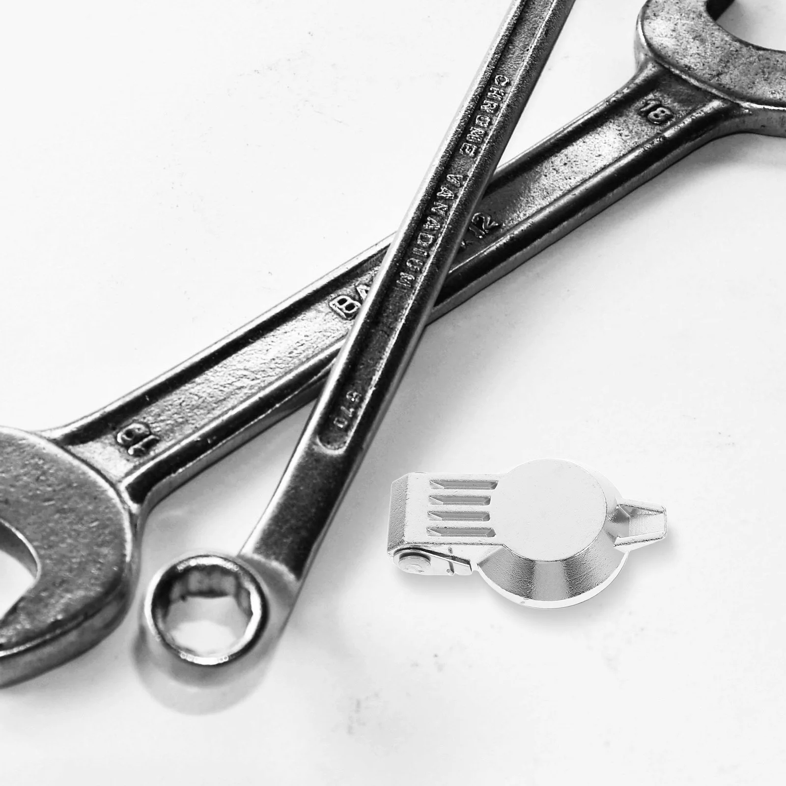 

4Pcs Waterproof Cover Chrome Plated Zinc Alloy Small Round Lock Dust Protector for Engineering Vehicles Machinery Equipment Lock