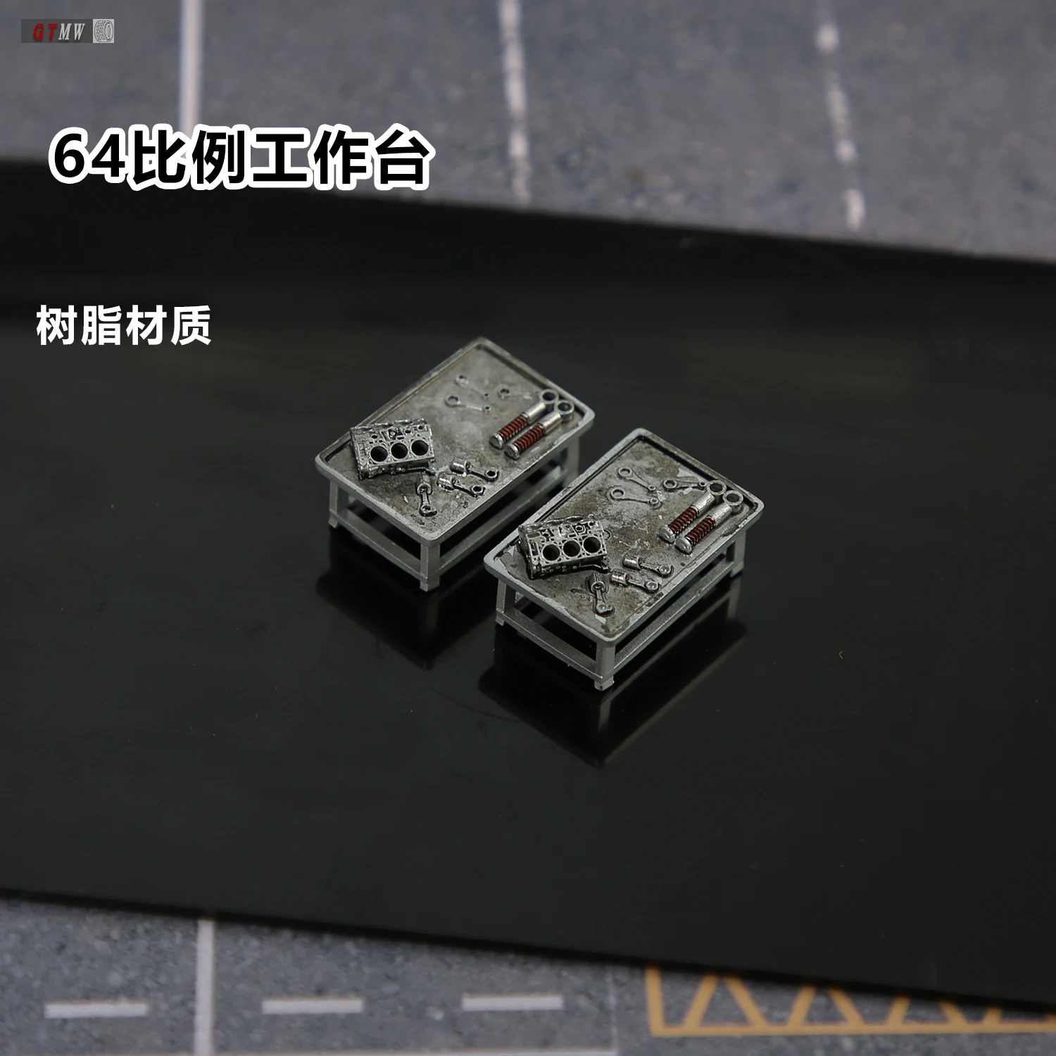 

1/64 Simulation Engine Workbench Miniature Garage Maintenance Scene Construction Accessories DIY Collection