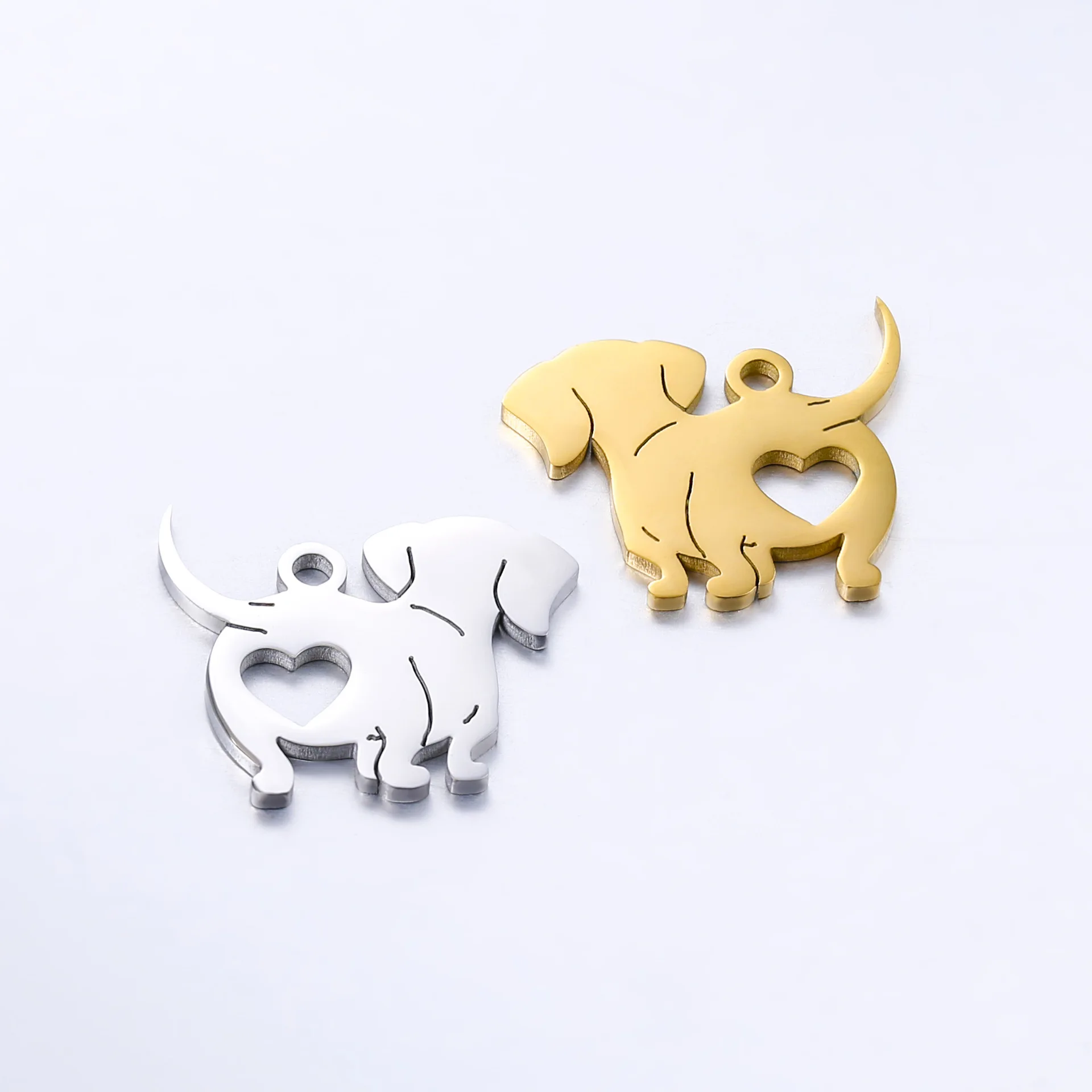 5Pcs/Lot Cute Animal Love Shape Pet Dog Pendant King Charles Spaniel Charms Metal Stainless Steel DIY Jewelry Making Accessaries