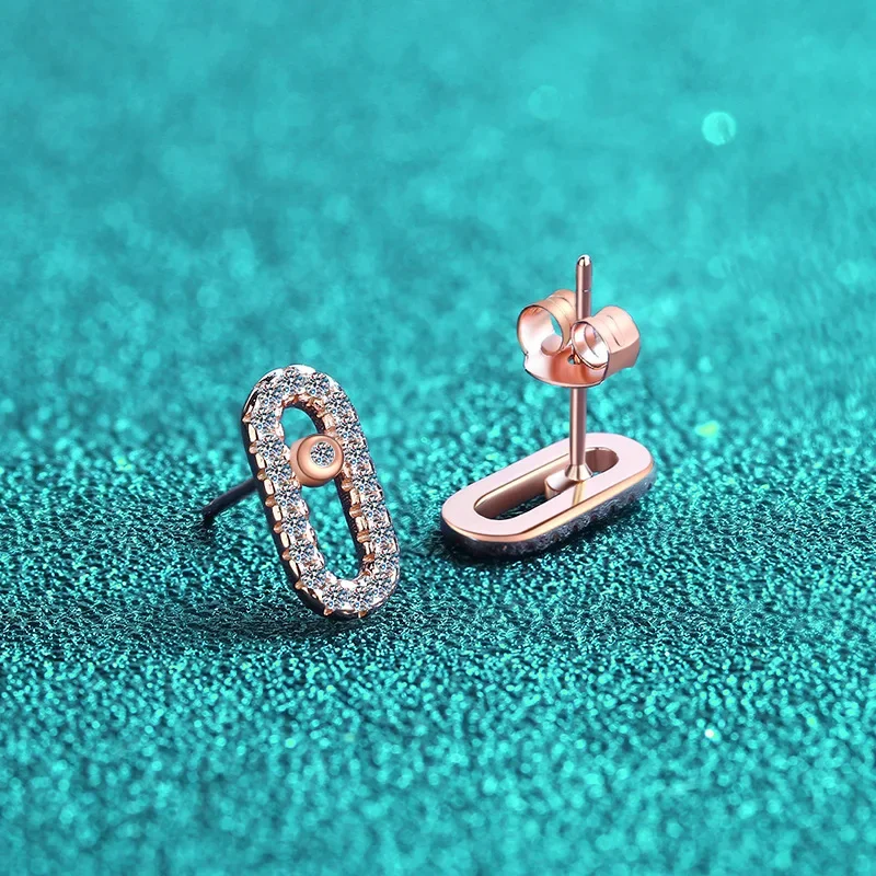 Exquisite Moissanite Oval Link Earring Elegant Rose Gold and Silver Finish with Dazzling Moissanite Perfect for Everyday Glamour